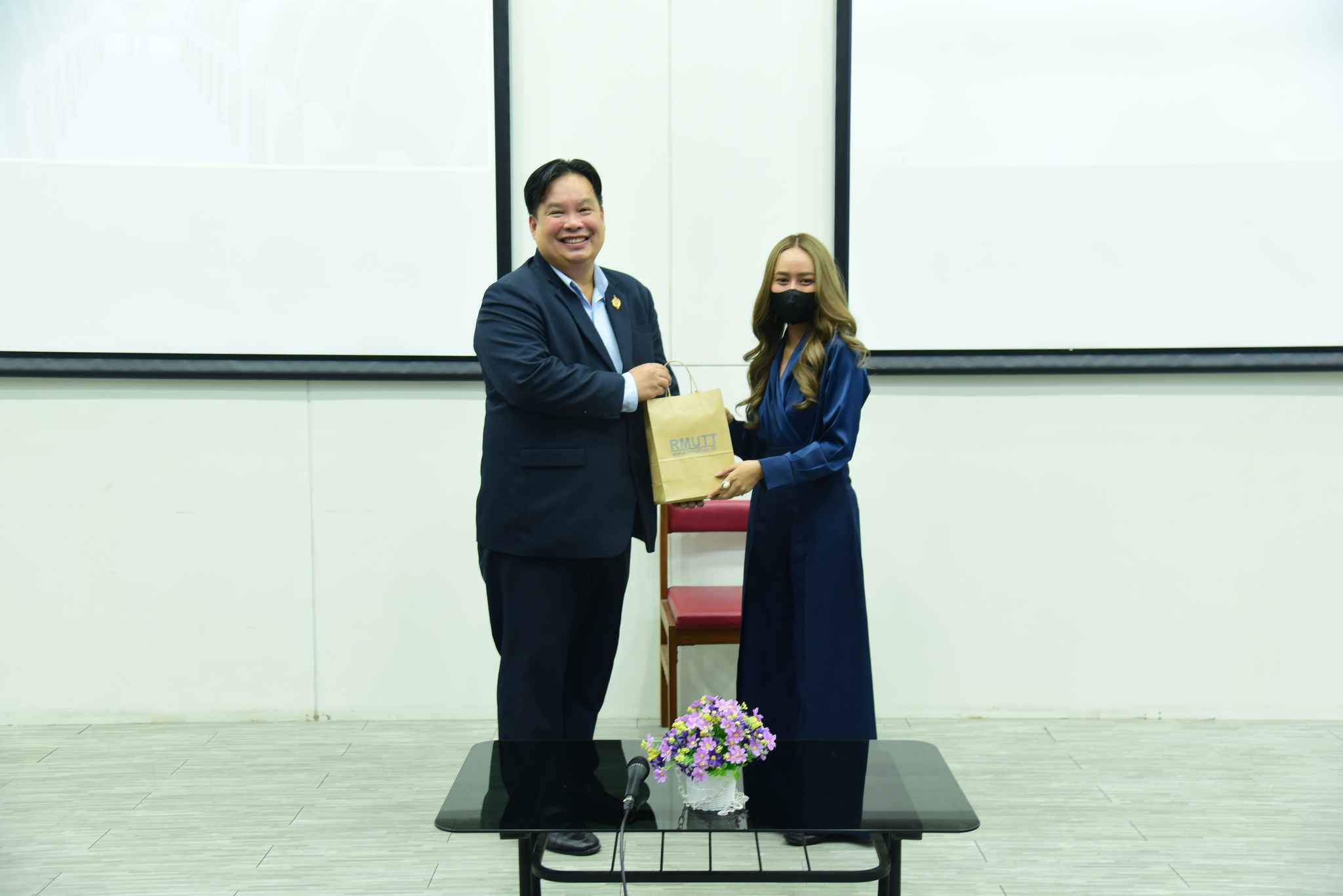 342612659_1392945688130997_2668489603953762275_n